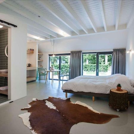 Bed and Breakfast Uitgerust Voor Zaken Heerenveen Exterior foto