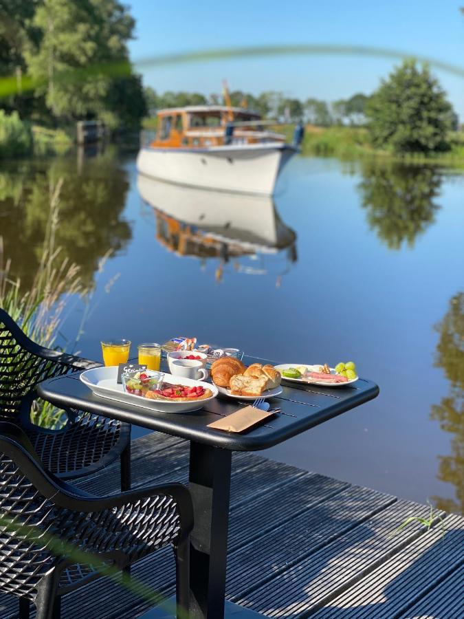 Bed and Breakfast Uitgerust Voor Zaken Heerenveen Exterior foto