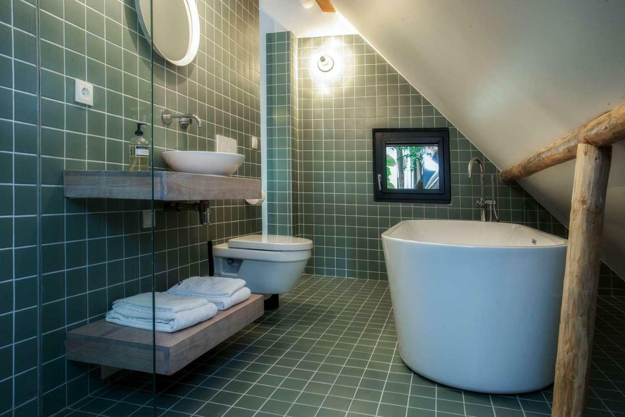 Bed and Breakfast Uitgerust Voor Zaken Heerenveen Exterior foto