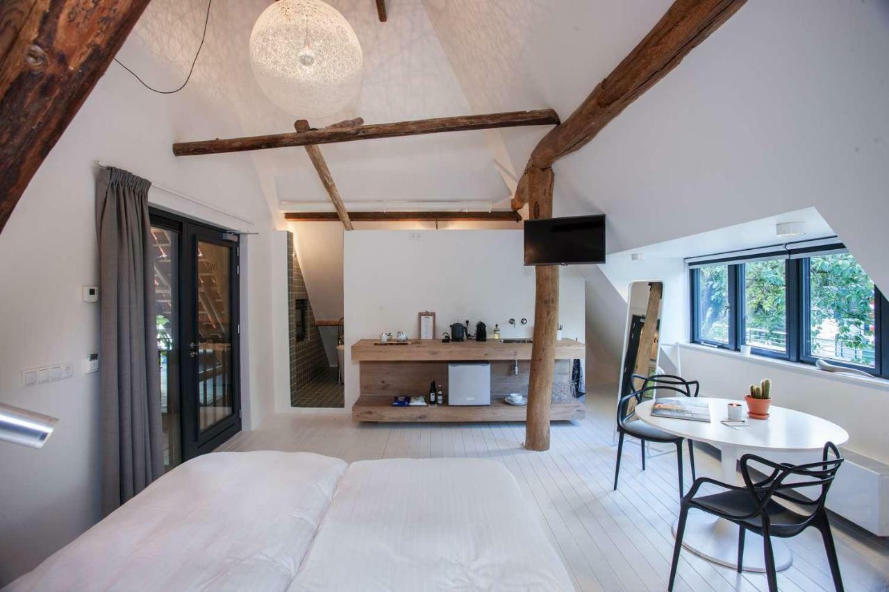 Bed and Breakfast Uitgerust Voor Zaken Heerenveen Exterior foto