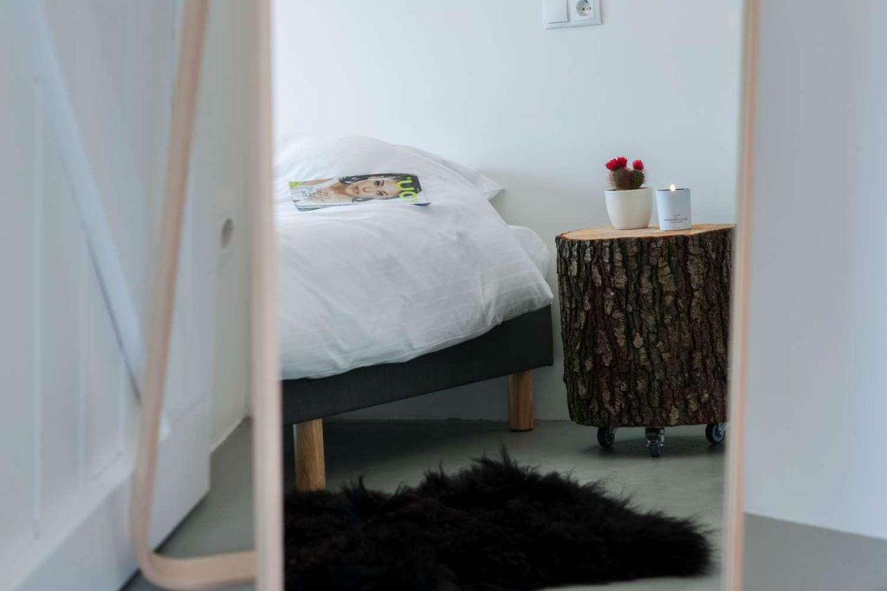 Bed and Breakfast Uitgerust Voor Zaken Heerenveen Exterior foto